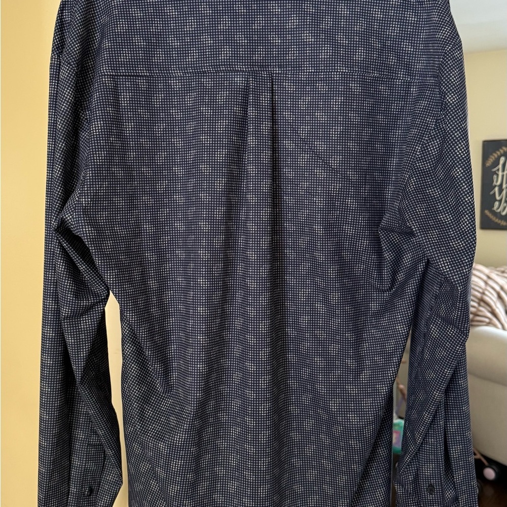 Vince Camuto Men's Navy Long Sleeve - Picture 2 of 3